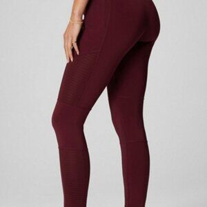 Fabletics Motion365® High-Waisted Moto Legging – M